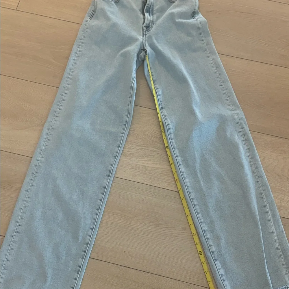 Light wash hidden jeans - Picture 6 of 6